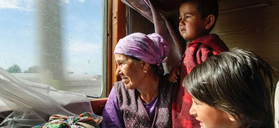 Voyage en train en Ouzbékistan: incontournables en liberté, région d'Ellik Kala et immersion dans un village !