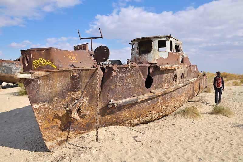 Cimetière des navires à Moynaq - Mer d'Aral - Ouzbekistan