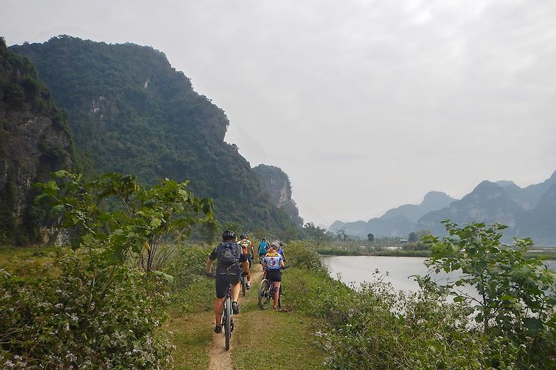 Route pour Cúc Phuong - Province de Ninh Binh - Vietnam