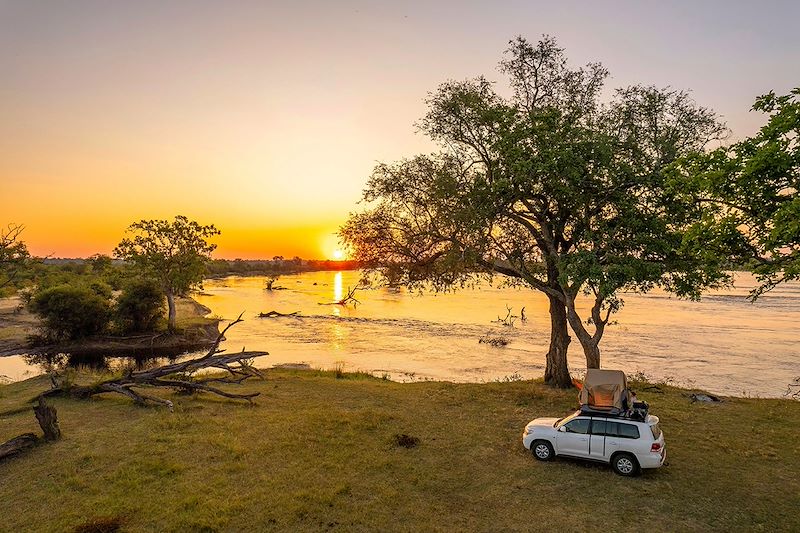 Safari du Kruger à Chobe en autotour 4x4 tente de toit, avec traversée du Zimbabwe par la route jusqu'aux Chutes Victoria
