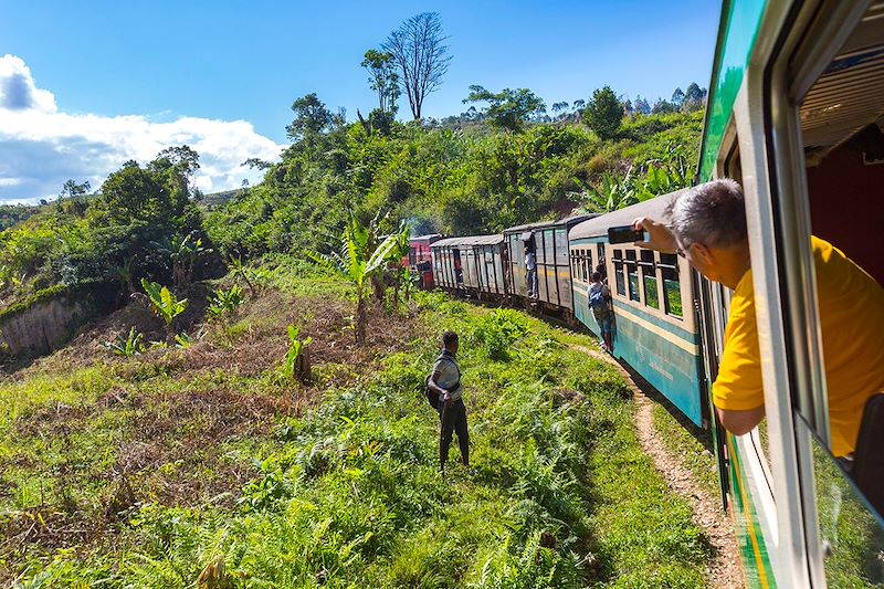 Itinéraire très orienté randonnée avec les Hautes terres, Andringitra, Pic Bobby, Fianarantsoa, Parc nationale d’Isalo et lIfaty
