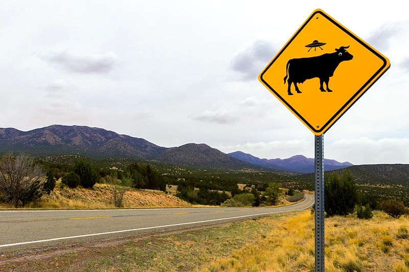 Panneau sur la route entre Santa Fe et Albuquerque - États-Unis