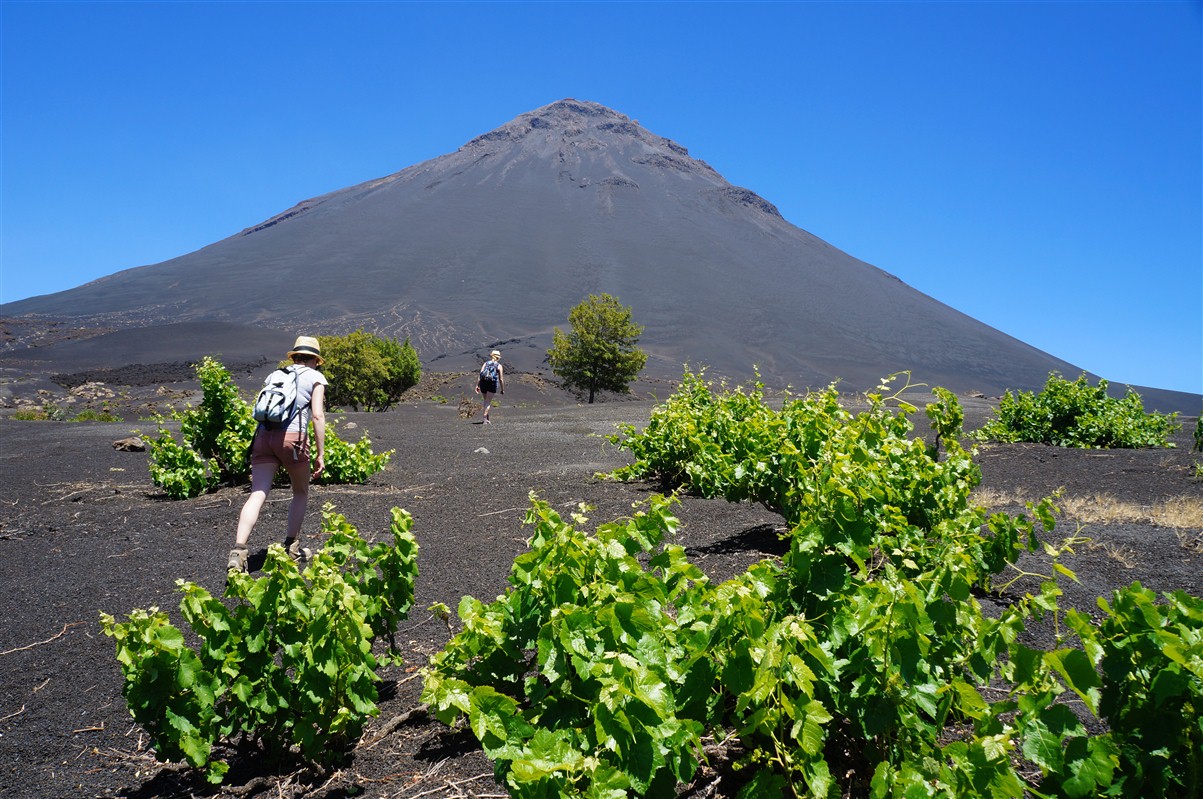 Ascension du Pico do Fogo © Fanny Hardy/Nomade Aventure