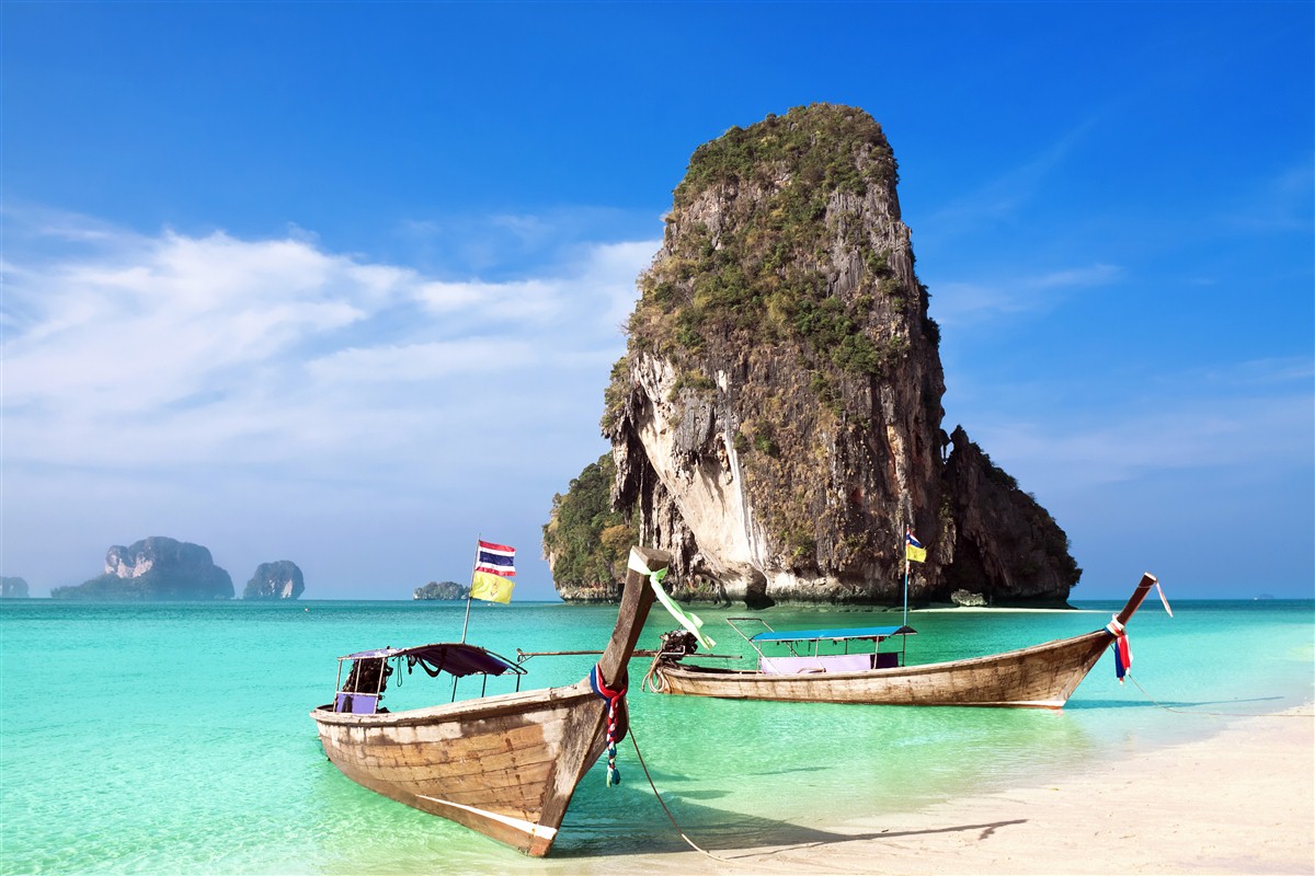 La plage de Railay dans la province de Krabi en Thaïlande