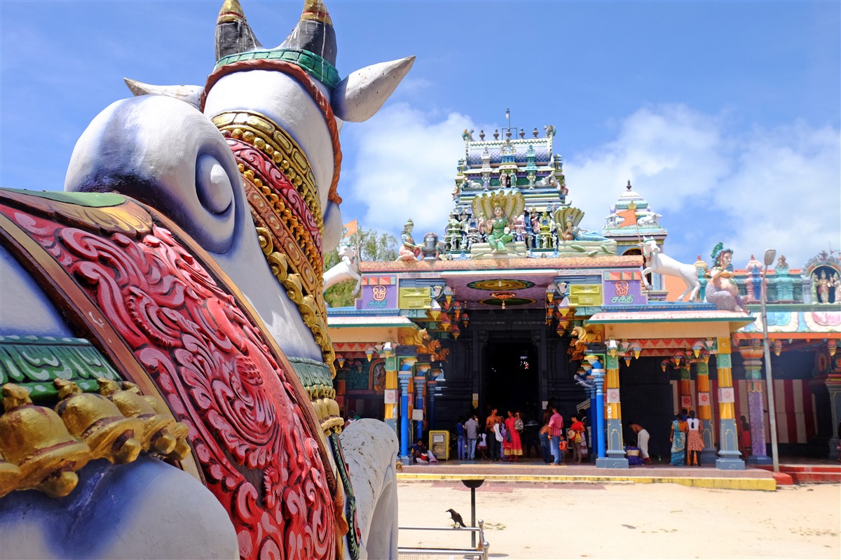 Temple tamoul sur l’île de Nainativu au Sri Lanka