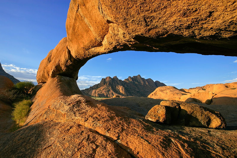 Arche du Spitzkoppe dans le Damaraland