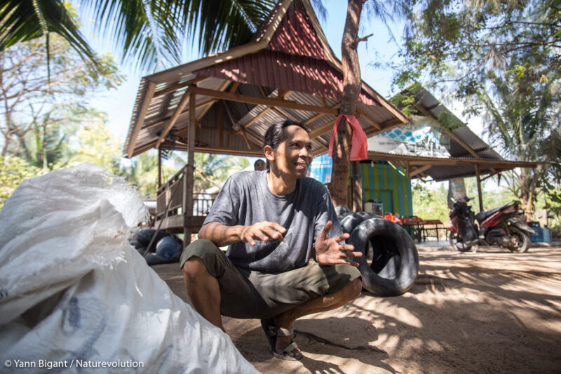Setiawan Purnomo, le chef de projet de Refuse Plastic © Yann Bigant/Naturevolution