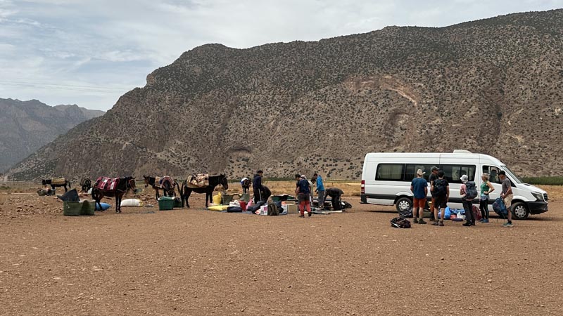 Arrivée au départ du trek vers le M'Goun dans le Haut Atlas marocain © Patrick D. Arrivée au départ du trek vers le M'Goun dans le Haut Atlas marocain © Patrick D.