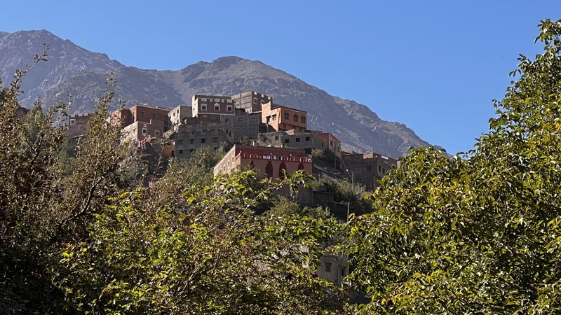Village berbère sur le chemin du Toubkal © Patrick D. Village berbère sur le chemin du Toubkal © Patrick D.
