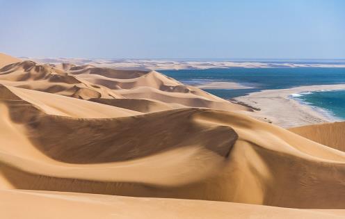 Rencontre entre le désert du Namib et l'océan - Namibie ©Uwe/stock.adobe.com