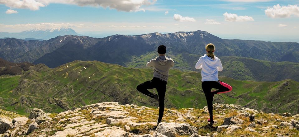 Randonnée et Yoga en Albanie:  un voyage ressourçant pour le corps et l'esprit !