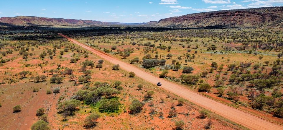 Aventure hors sentiers battus, avec location de 4x4 équipé d'une tente de toit sur la route mythique d’Australie, l’Explorers Way