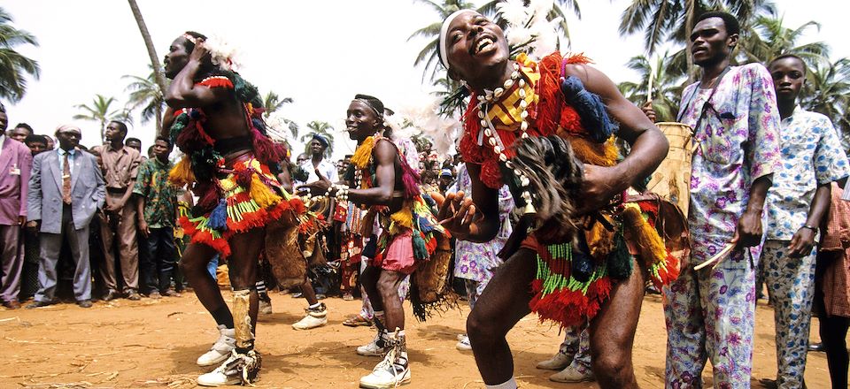 Découverte du Bénin avec en point d'orgue la fête national Vaudou: Danses et rituels vaudou, découverte de Abomey et cité lacustre