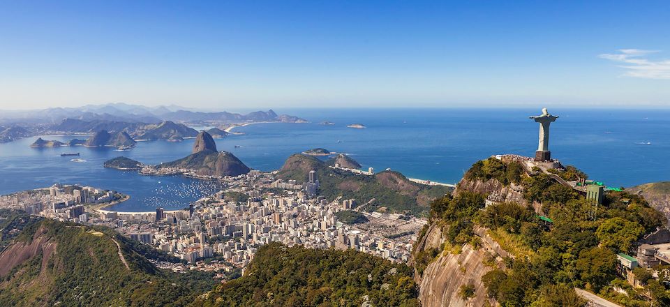 Découverte des sites majeurs du pays, de Rio à Ponta Negra, sans oublier Paraty et les célèbres chutes d'Iguaçu