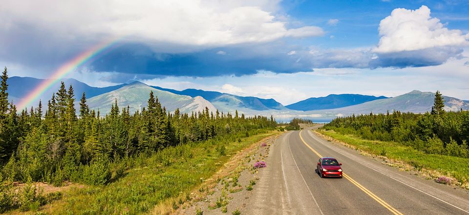 Voyage dans le Yukon en famille au fil de la Klondike Highway : bivouac dans le parc de Tombstone, rafting et randonnée à Kluane