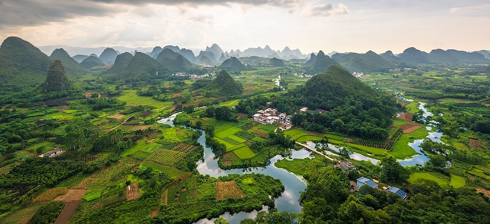 Embarquer à bord d’un voyage en train, entre Shanghai et Canton, pour explorer le patrimoine naturel d’une Chine riche en trésors 