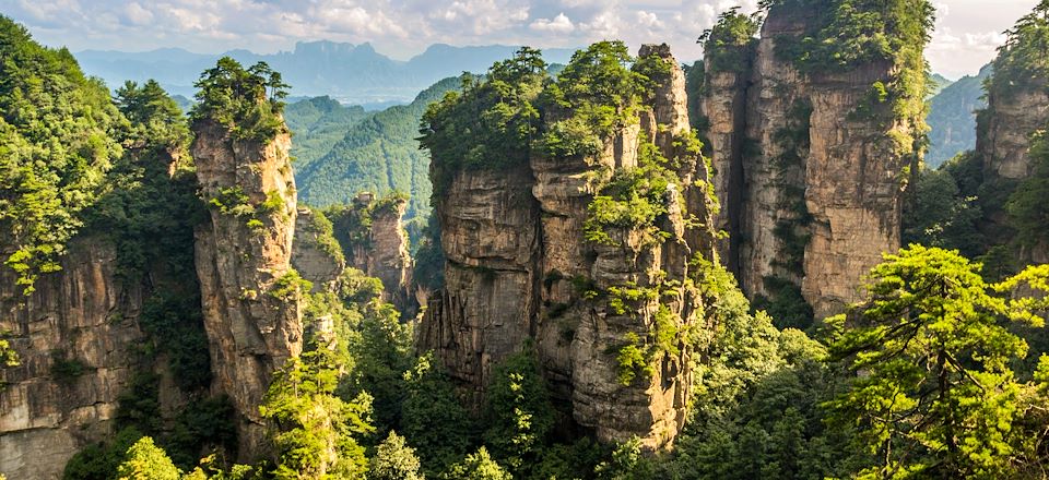 13 jours d'exploration en train : de la Grande Muraille aux montagnes de Zhangjiajie, une immersion totale dans l'âme de la Chine