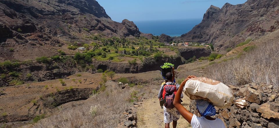 Découverte du Cap-Vert et du Sénégal : randos dans les vallées luxuriantes de Santo Antão, lac Rose, P.N du Djoudj et île de Gorée