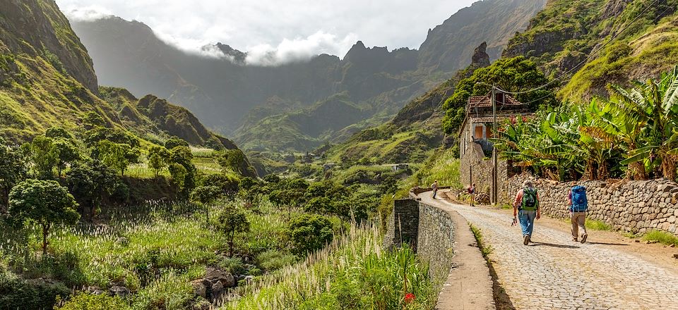 Découverte de Sao Vicente et de Santo Antao : randos au cœur des cultures en terrasses et belles rencontres avec la population