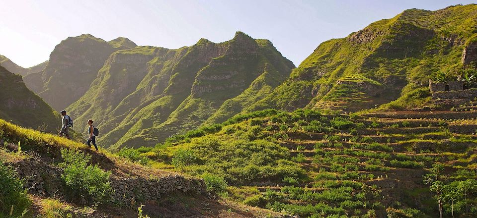 Un best of de l'île de Santo Antão d'est en ouest avec l'ascension du Tope de Coroa : Est luxuriant et Ouest désertique !