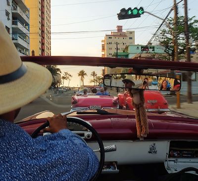 Voyage en location de voiture à Cuba avec chauffeur de La Havane au Cayo Santa Maria, en passant par Viñales et Trinidad