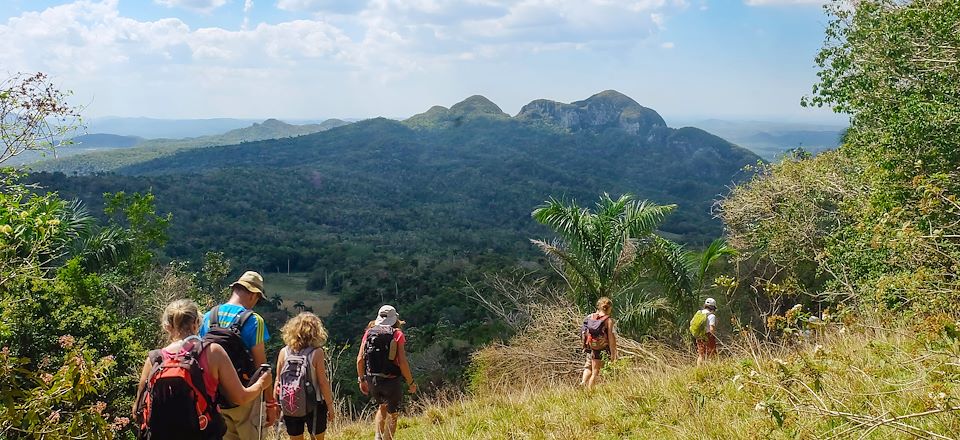 Trekking dans l'ouest cubain : trek de 6 jours à Viñales et de 4 jours dans l'Escambray ponctués de rencontres, baignades etc.