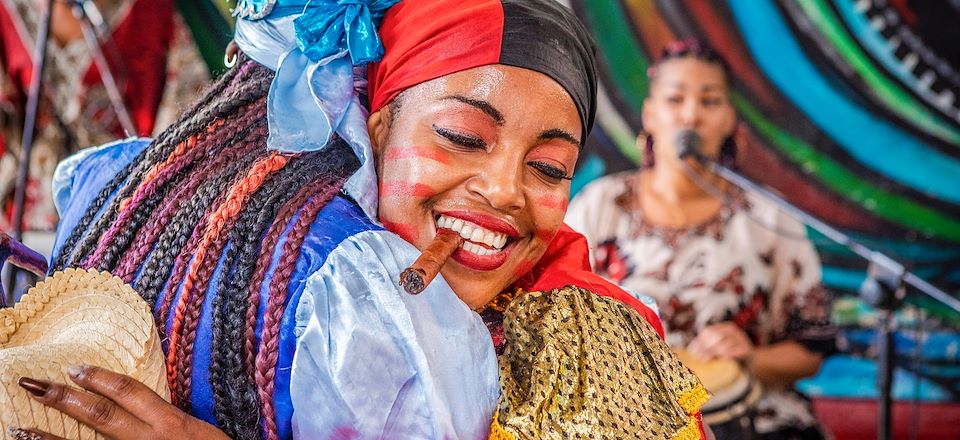 Randonnées, salsa, musique, concert, baignades dans les cascades et les Caraibes, découvertes cuturelles et immersion à Cuba