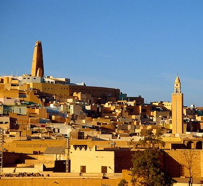 Découverte des oasis du sud, Ghardaia, Timimoun, El Goléa, Taghit, Béni Abbes et les cités historiques d'Alger et Tlemcen