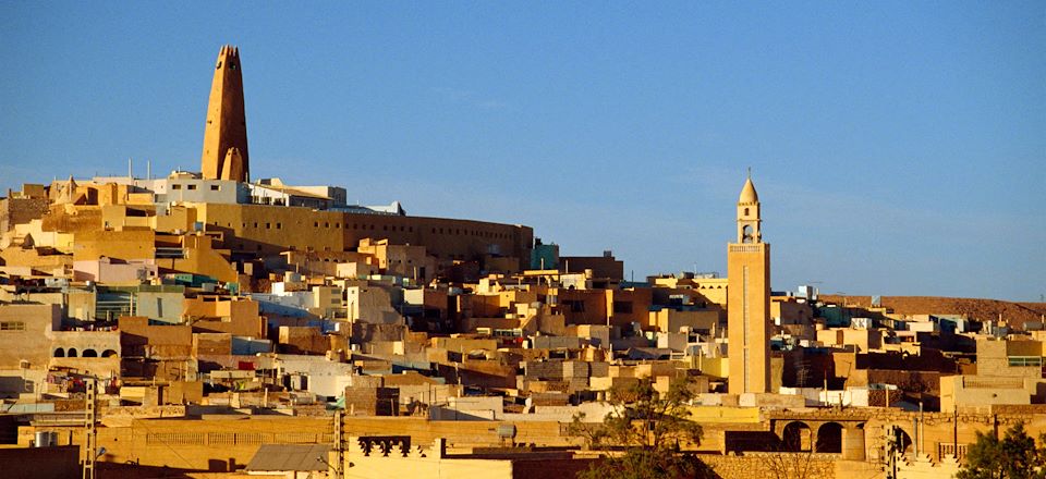Découverte des oasis du sud, Ghardaia, Timimoun, El Goléa, Taghit, Béni Abbes et les cités historiques d'Alger et Tlemcen