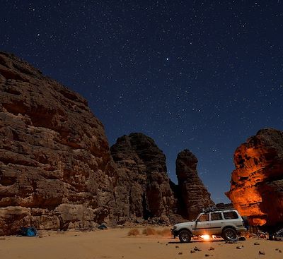 Randonnée d'observation du ciel et des étoiles dans le Sahara Algérien, en compagnie de l'astronome Marc Buonomo