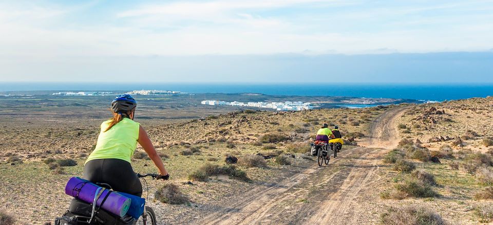 Découverte engagée à VTT et à pied des paysages variés de l'île aux volcans, terre d'émotions aux Canaries... Alors, vous venez ?