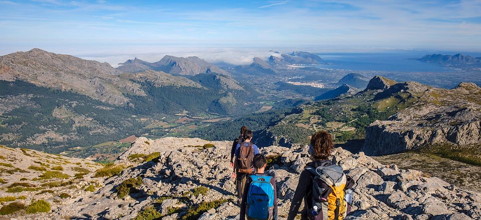 Les plus belles étapes de la traversée de la "Serra Tramuntana", massif emblématique à l'ouest de l'île.