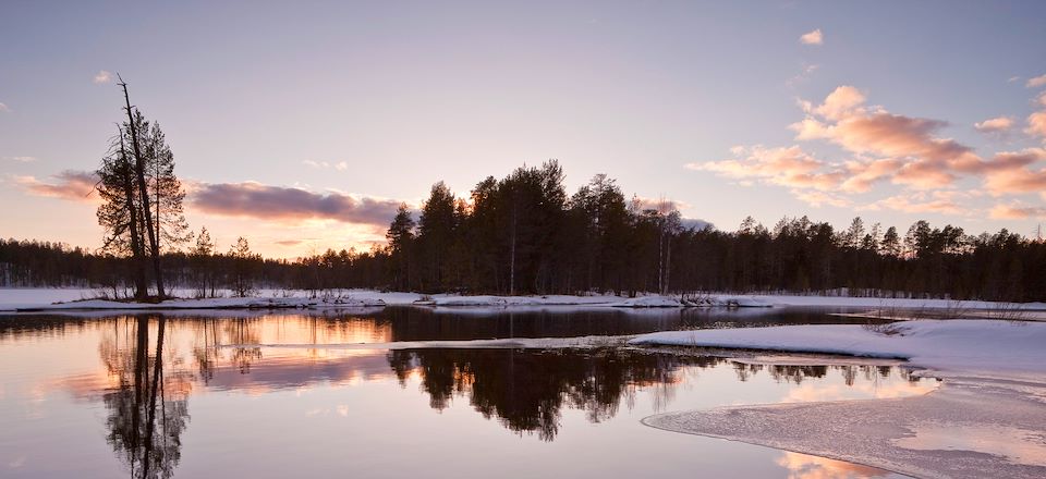 Entre multiactivités hivernales et moments de détente au sauna : découverte magique du parc national d’Hossa 