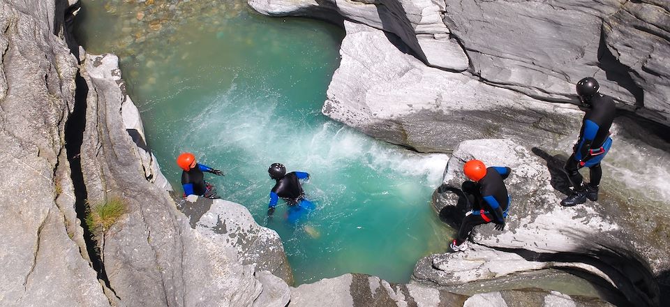 Séjour multi-activités (randonnée, canyoning, rafting, parcours aventure) semi-itinérant pour toute la famille dans les Alpes