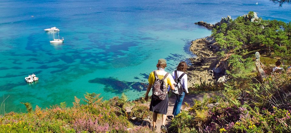 Roadtrip en Bretagne Sud en van aménagé : paysages sauvages et randonnées de la presqu’île de Crozon à la côte sauvage de Quiberon