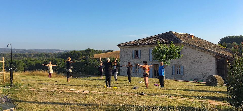 Balades à pied tranquilles et découverte des bienfaits du jeûne Buchinger. Une pause bien-être nécessaire.