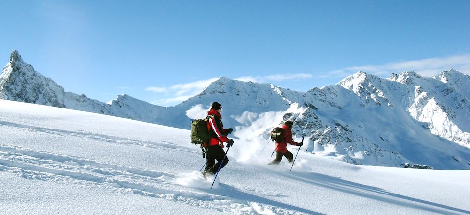 Découverte du parc naturel du Queyras à raquettes, ski de fond, traîneau à chiens...