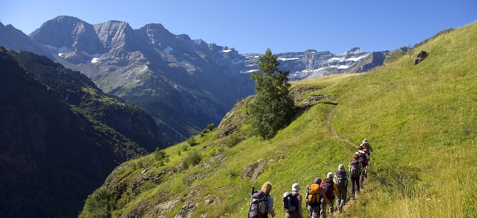 Randonnée au cœur du parc national des Pyrénées à la découverte des grands cirques de cette belle région !