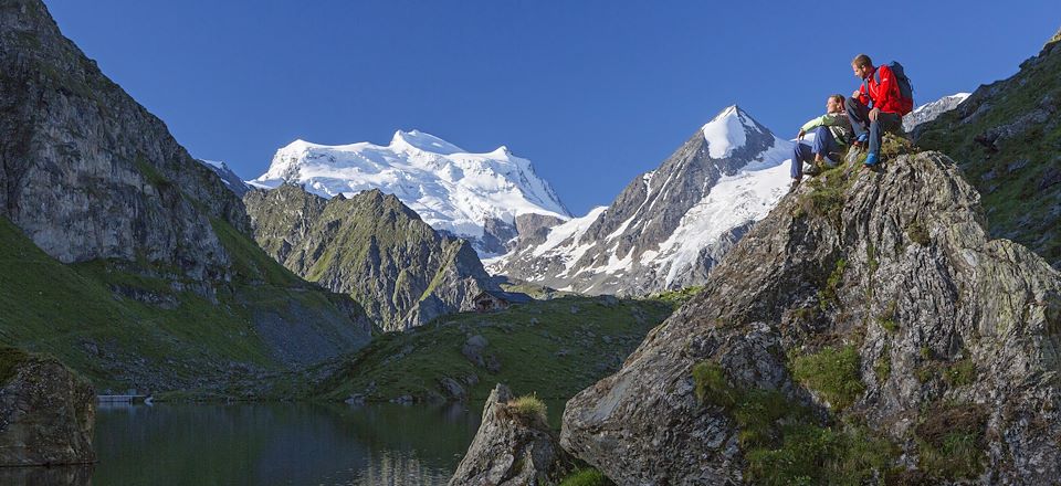Un parcours mythique sur les hauteurs du massif Alpin Suisse, un trek aux allures himalayennes !