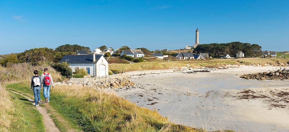 Balades côtières et séances de méditation à partir d'un confortable hôtel 3* situé à Morlaix. Le meilleur du Finistère Nord.