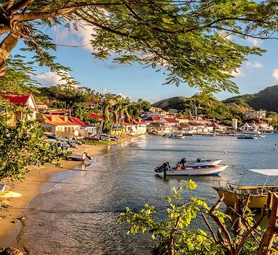 Découverte des grands classiques de la Guadeloupe en passant par Les Saintes: balades, snorkeling, baignades, rencontres...