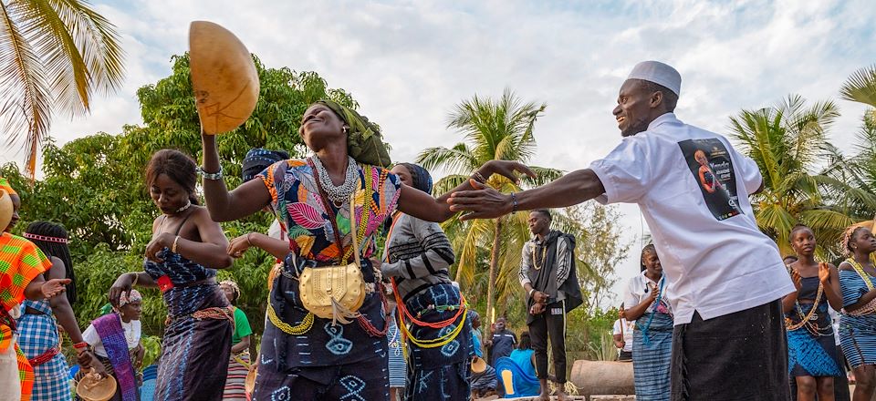Grande traversée du nord au sud, mêlant l'exploration du delta du Saloum, l'histoire en Gambie et l'immersion chez les Diolas