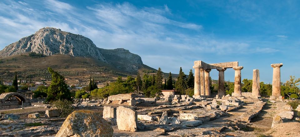 Balade et découverte du meilleur de la Grèce antique d'Athènes au Péloponnèse.