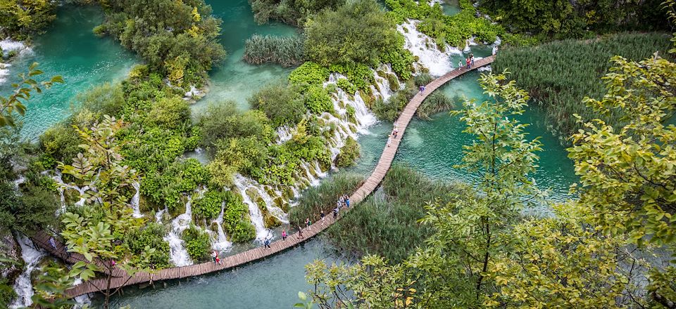 Une approche entre mer et lacs, montagnes et canyons des plus beaux parcs nationaux de la partie centrale de la Croatie !