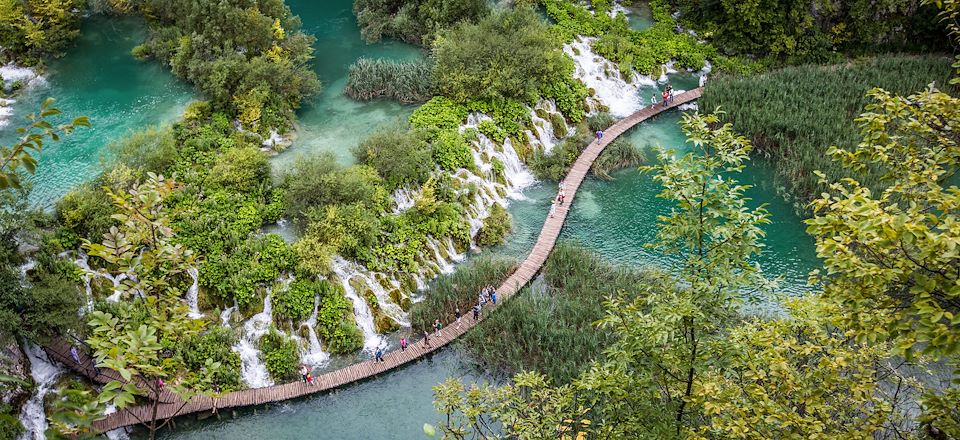 Une approche entre mer et lacs, montagne et canyons des plus beaux parcs nationaux de la partie centrale de la Croatie !