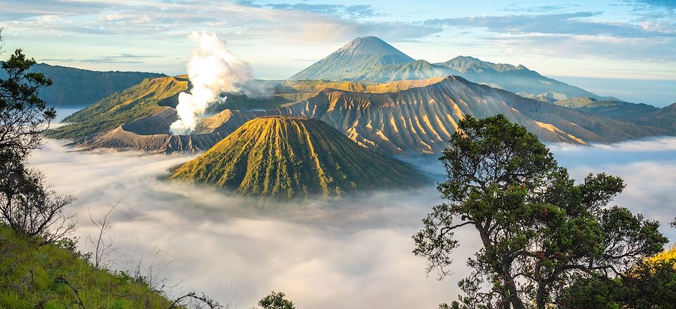 Combiné Java Bali, temples de Borobudur & Prambanan, expériences immersives, ascensions des volcans Bromo, Ijien et Batur