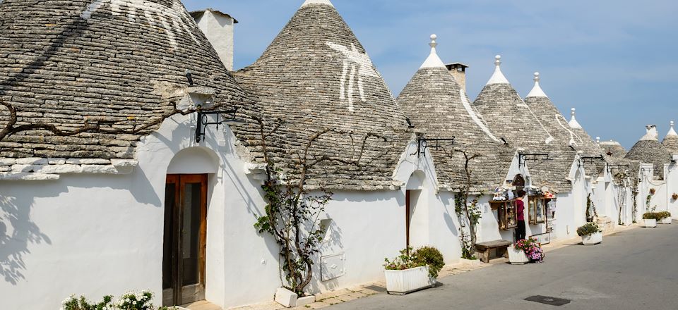 Randonnée insolite au sud de l’Italie, dans les plus beaux sites culturels et naturels d’une région atypique, au charme intemporel