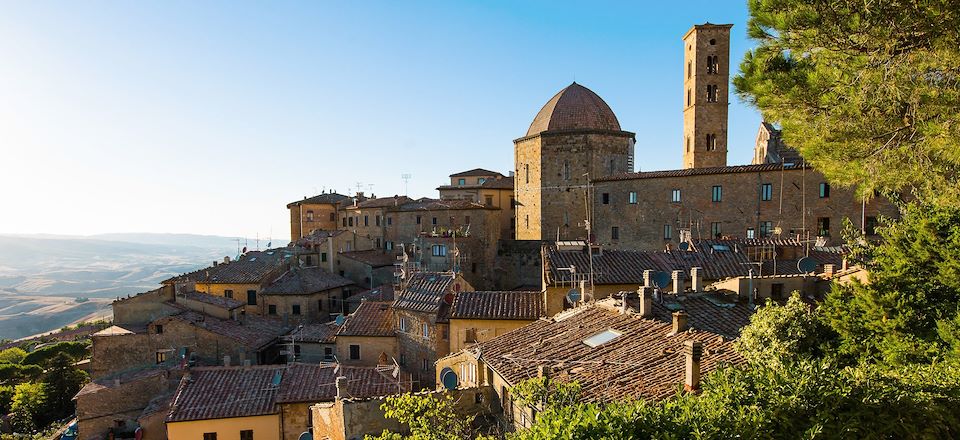 De Florence et Sienne aux remparts de San Gimignano, Volterra et Lucques : découverte des plus beaux joyaux de la région