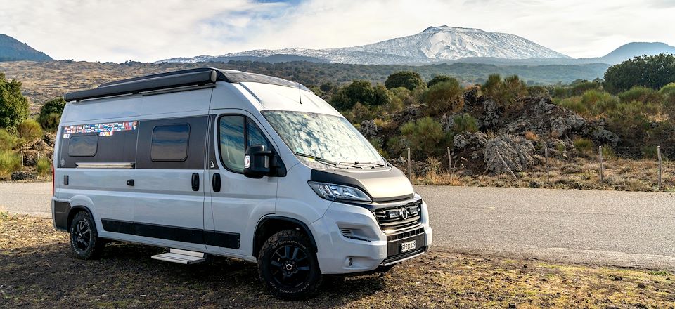 Autotour en van aménagé à la découverte de la Sicile authentique, entre volcans, villages perchés et art de vivre méditerranéen