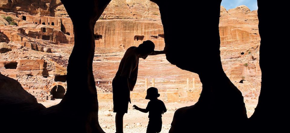 Voyage en famille en Jordanie entre randonnée et meharée, sur les traces des Nabatéens et de Lawrence d'Arabie...
